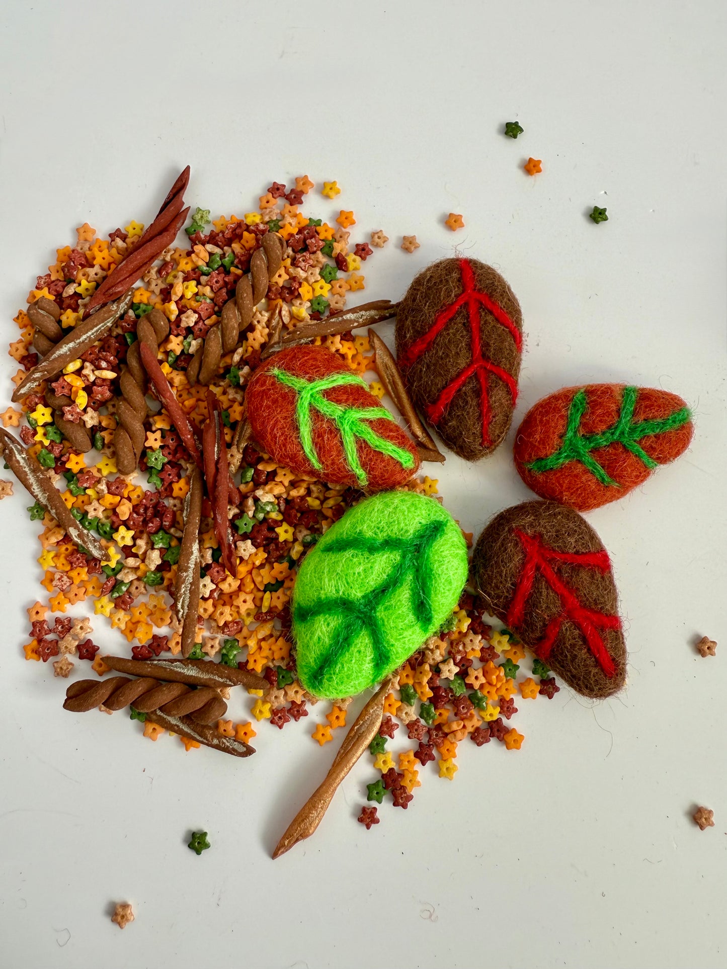 Mini autumn leaves