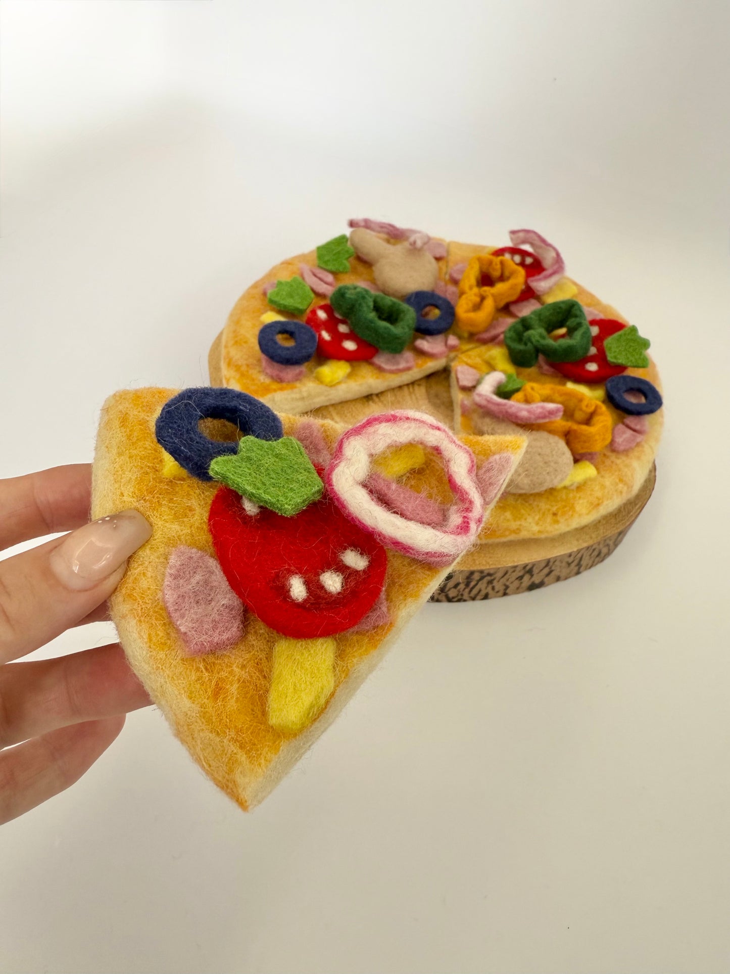 Felt pizza toppings