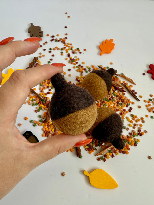 Felt acorns