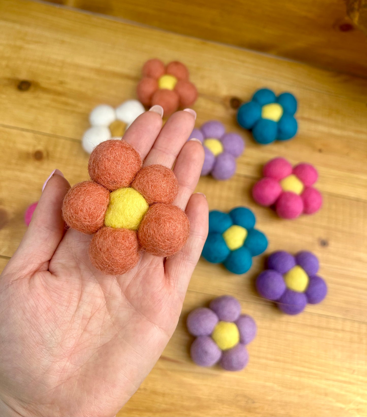 Felt flower loose parts