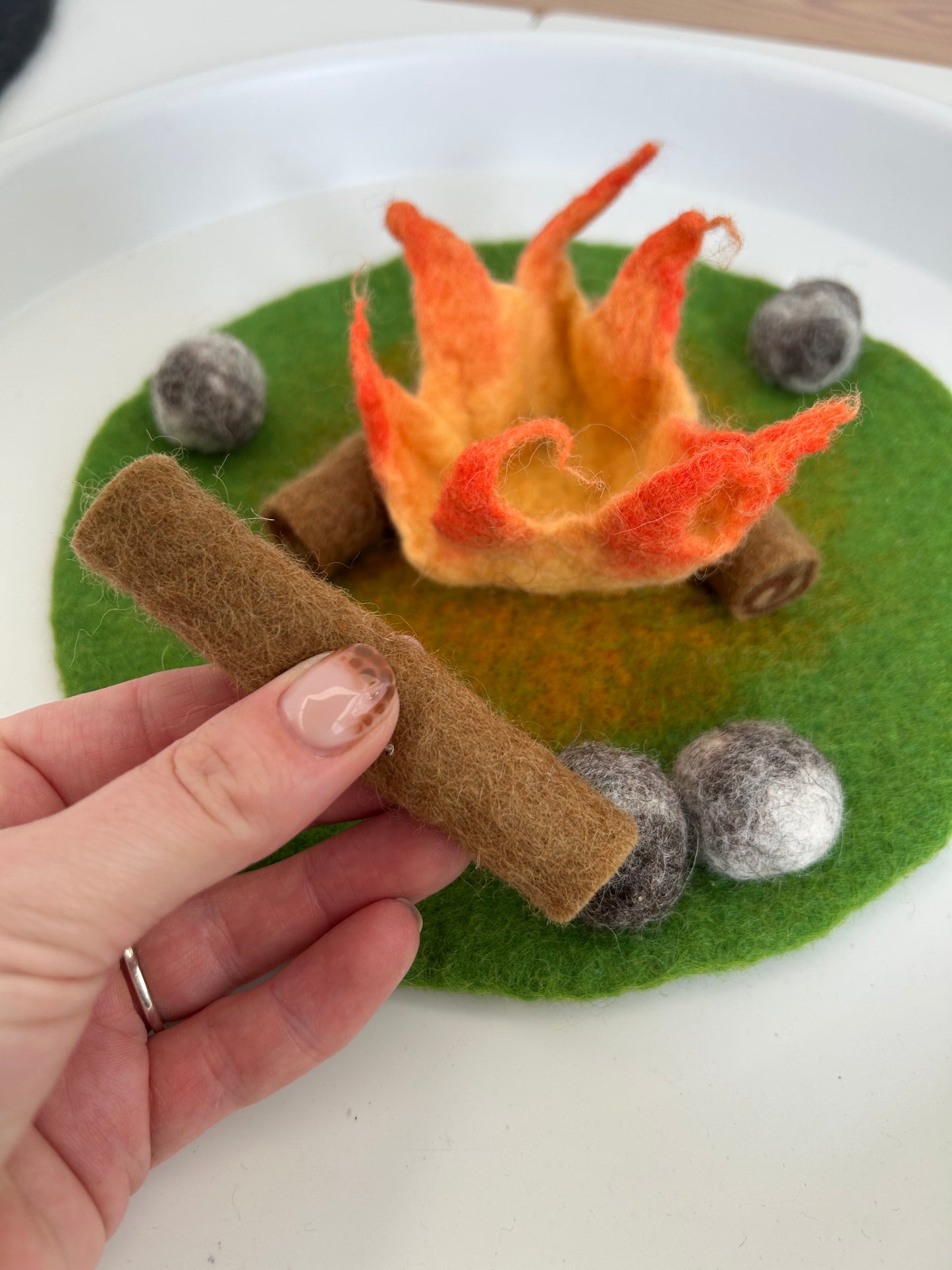 Campfire felt mini mat