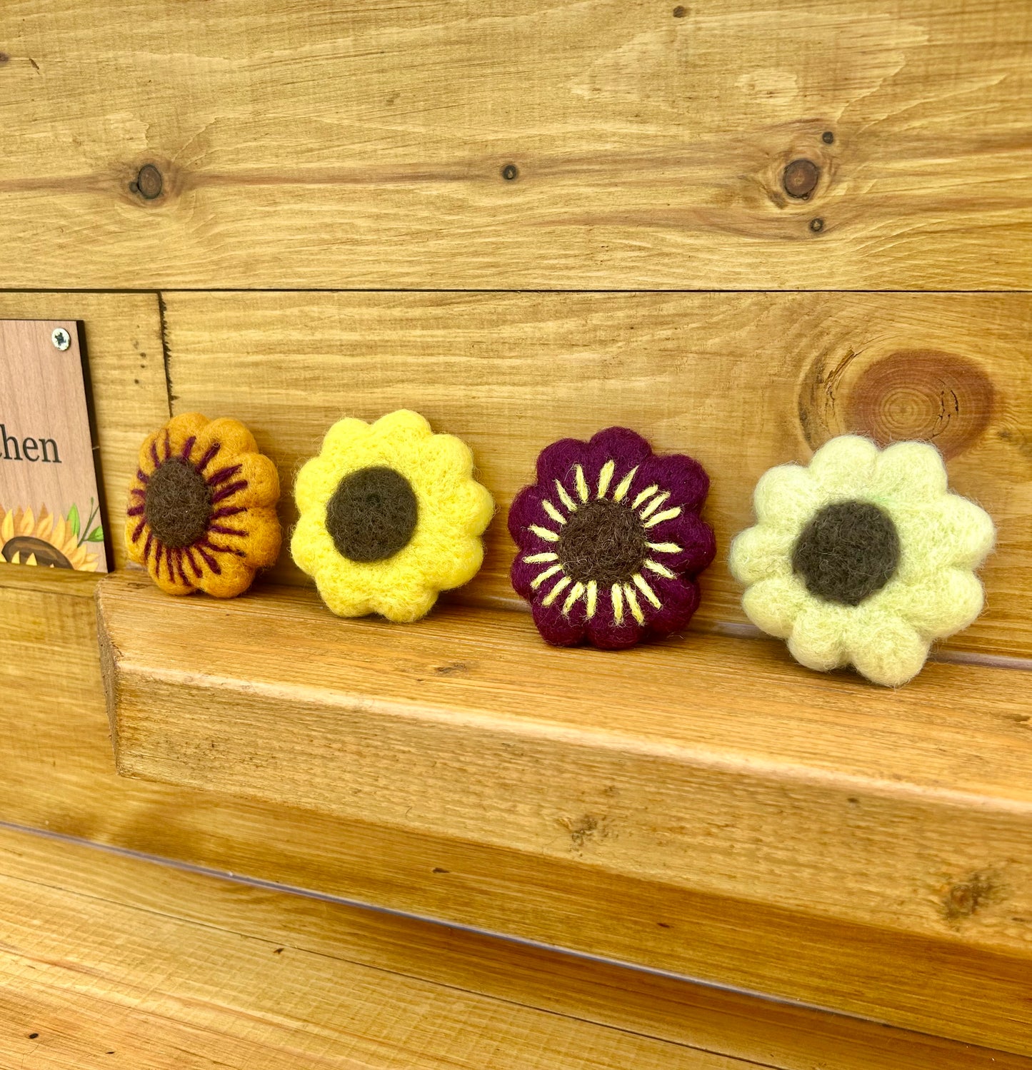 Sunflower loose parts