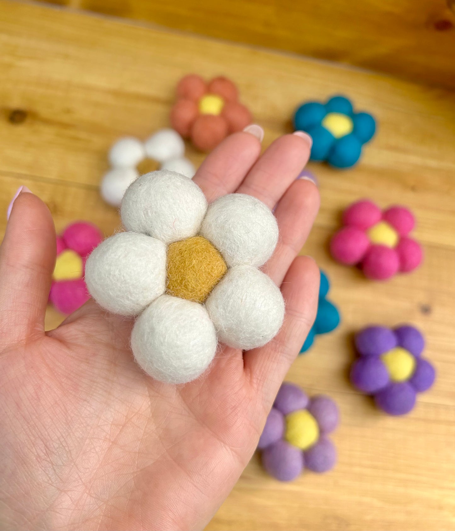 Felt flower loose parts