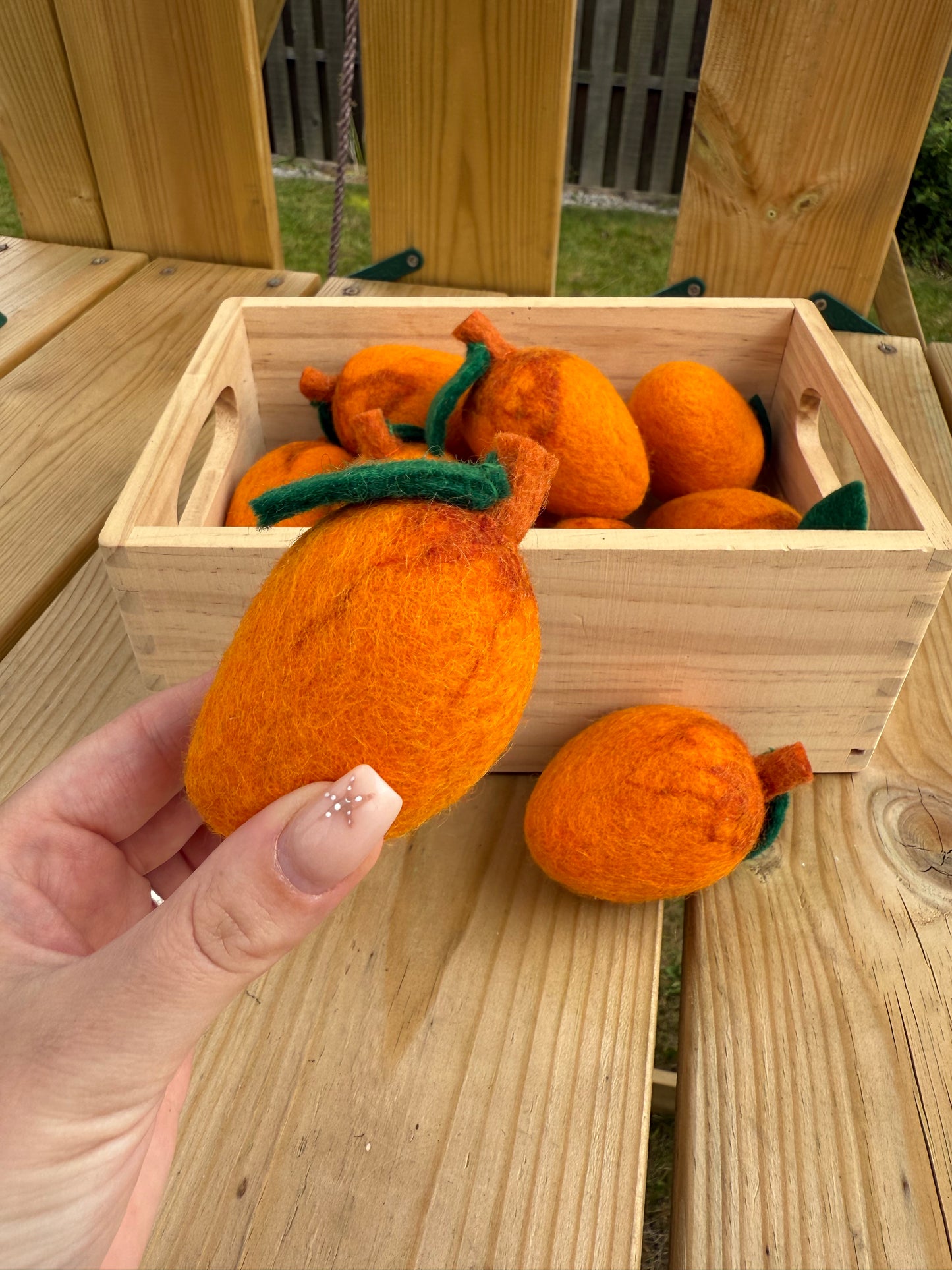 Felt Mango