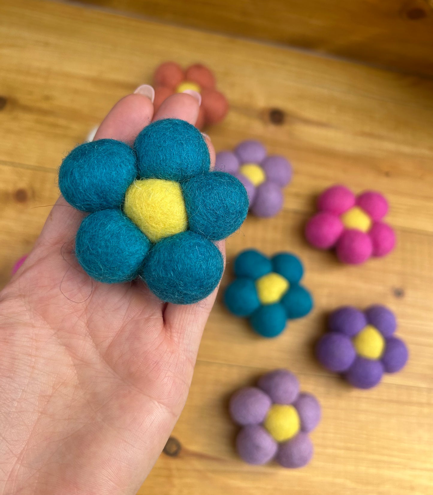 Felt flower loose parts
