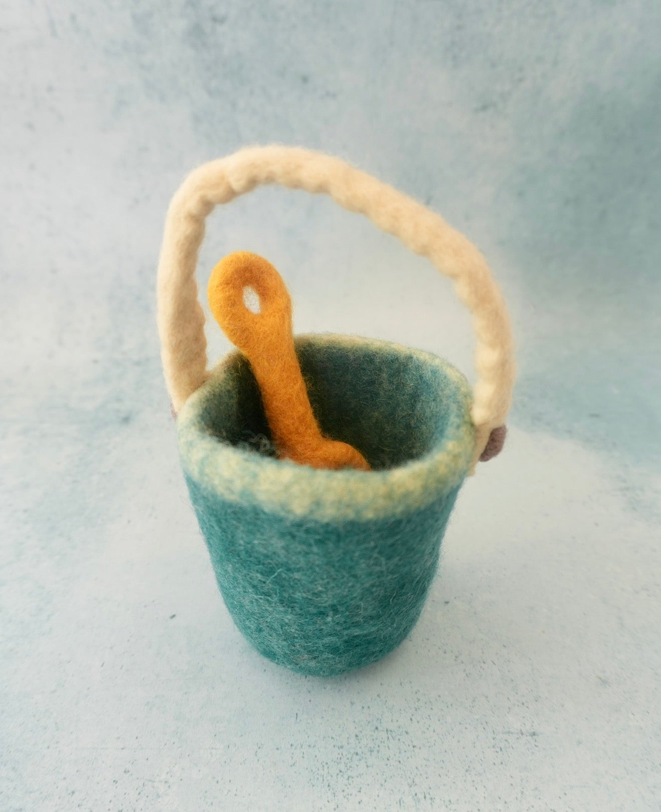 Felt bucket and spade