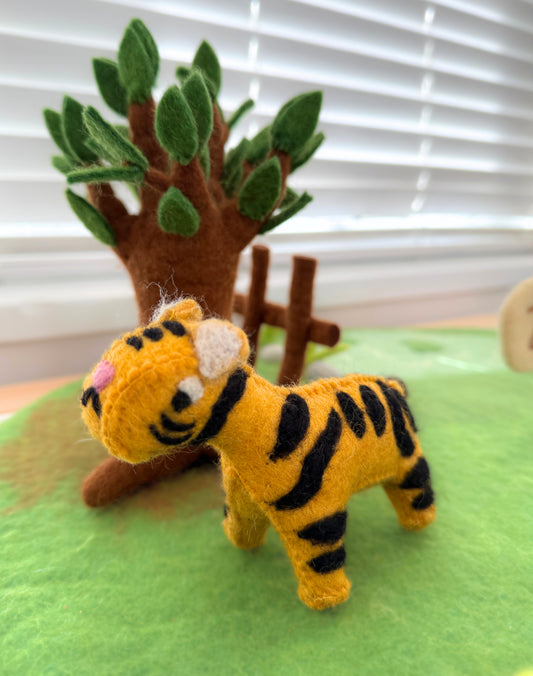 Felt tiger