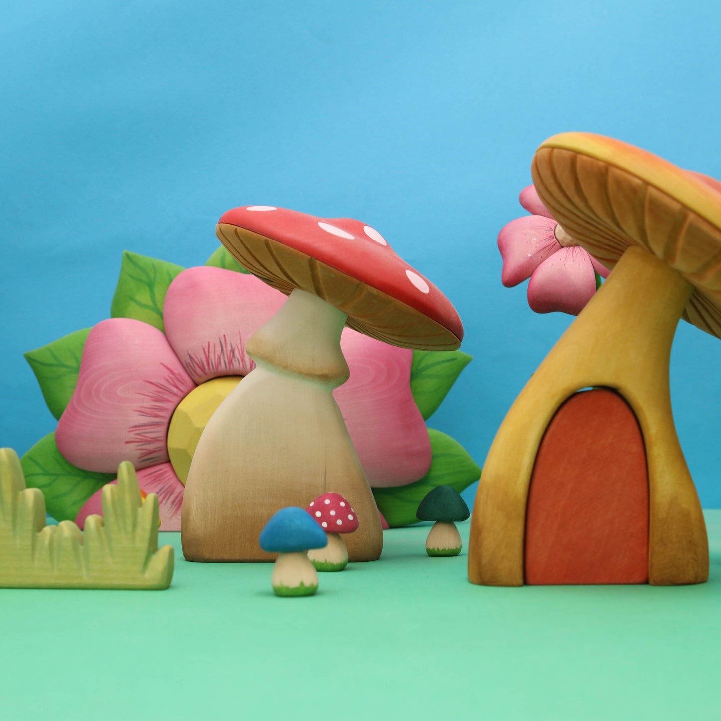 Mushroom house with door (Pre - Order)