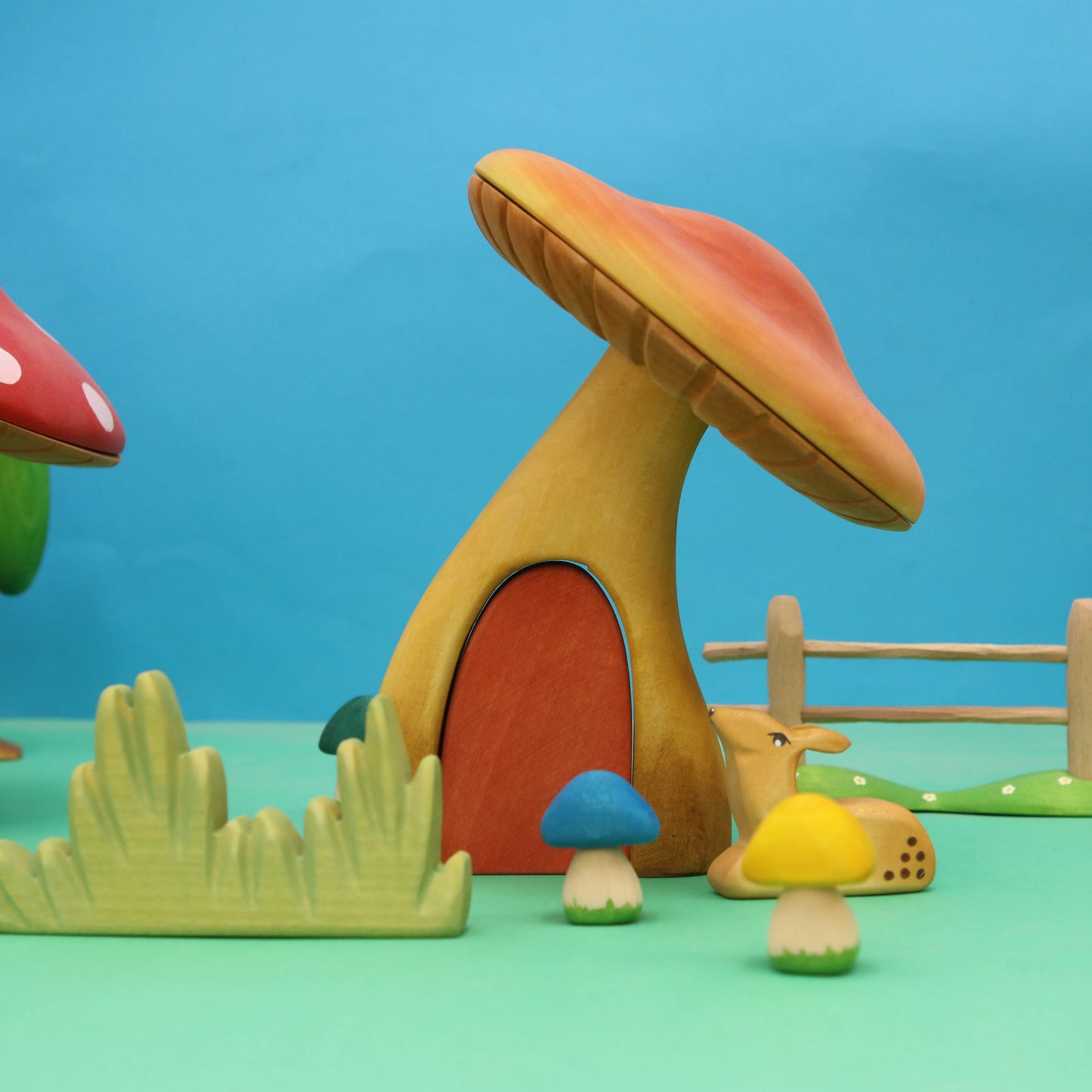 Mushroom house with door (Pre - Order)