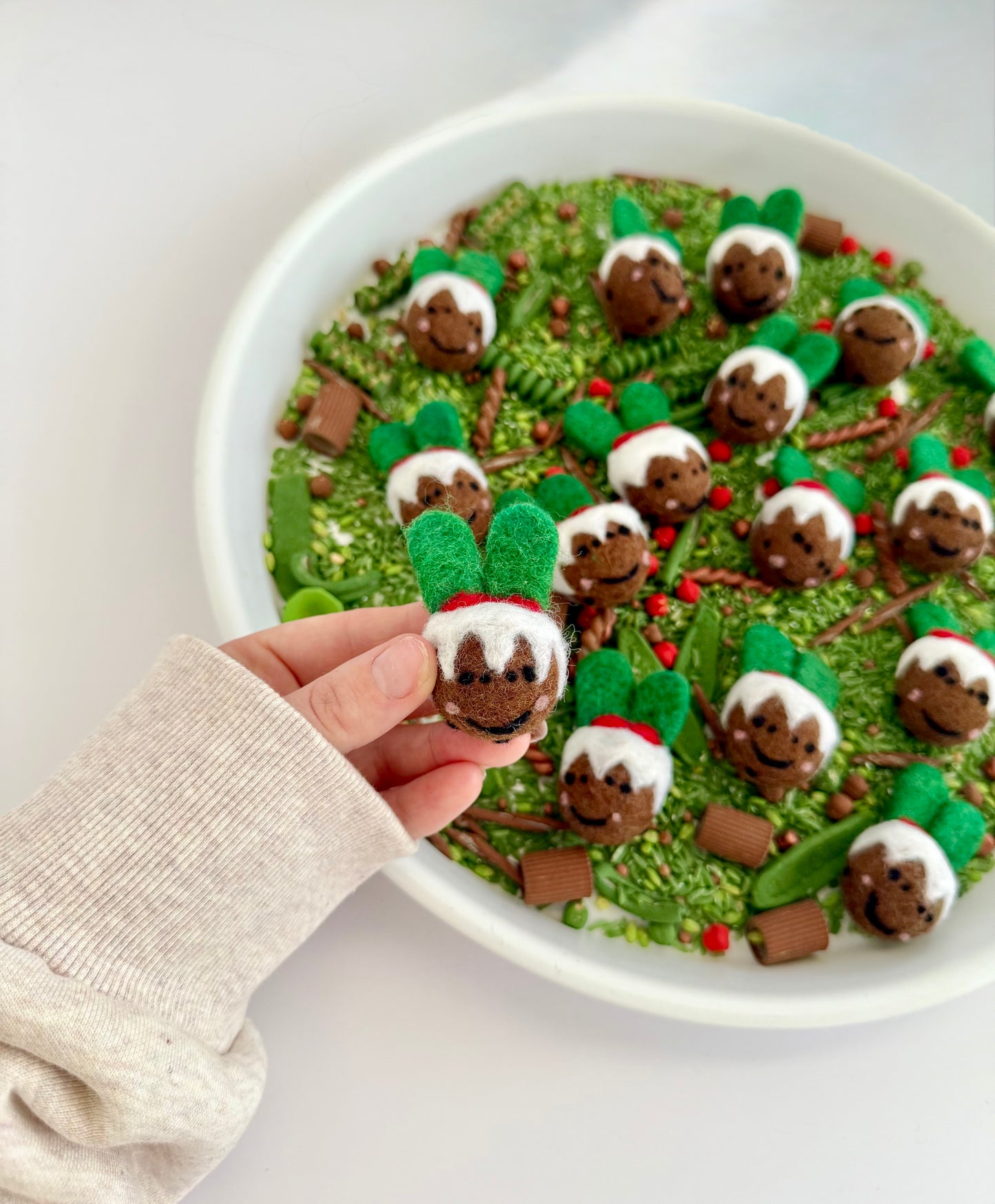 Felt mini Christmas puddings