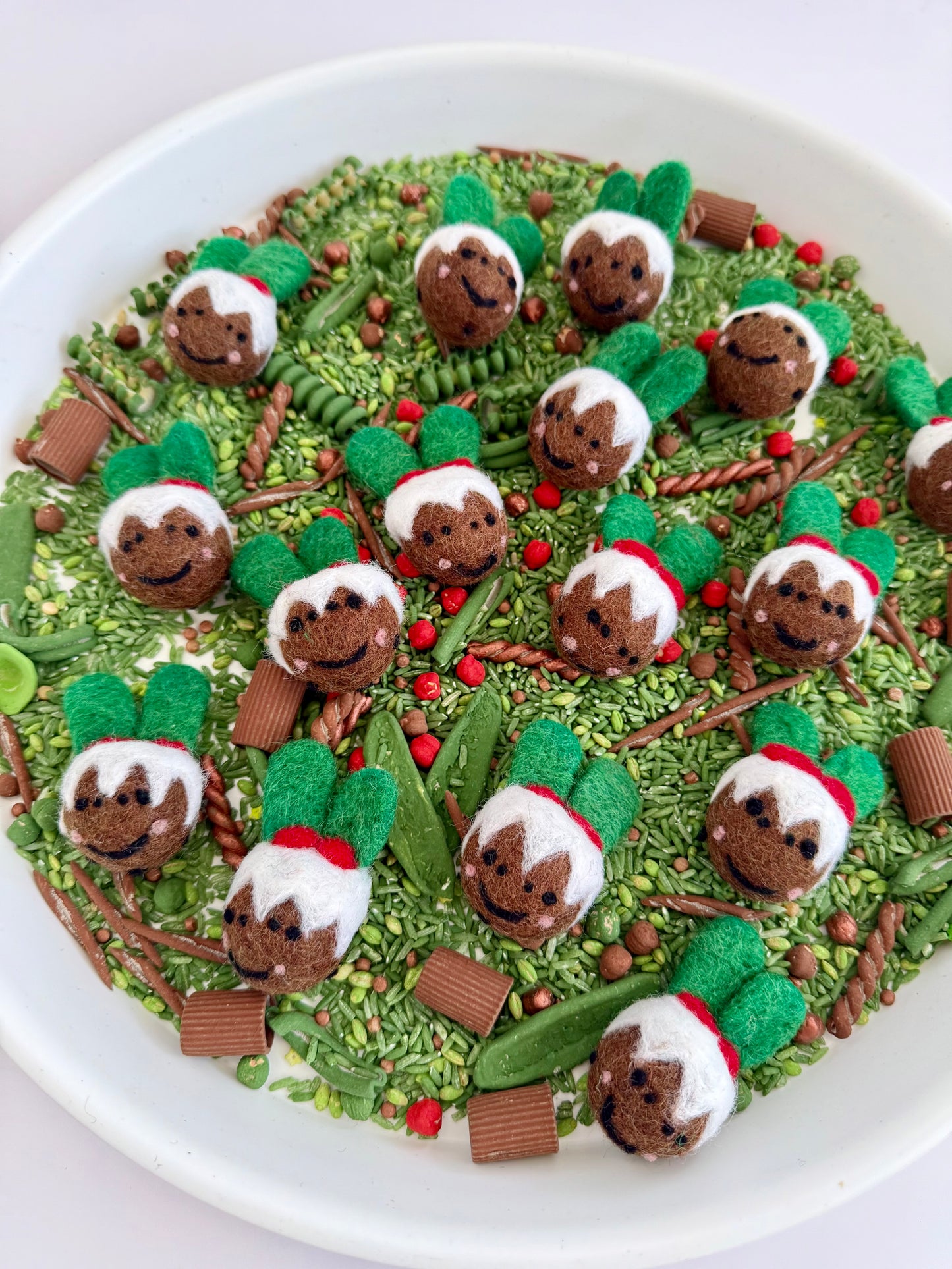 Felt mini Christmas puddings