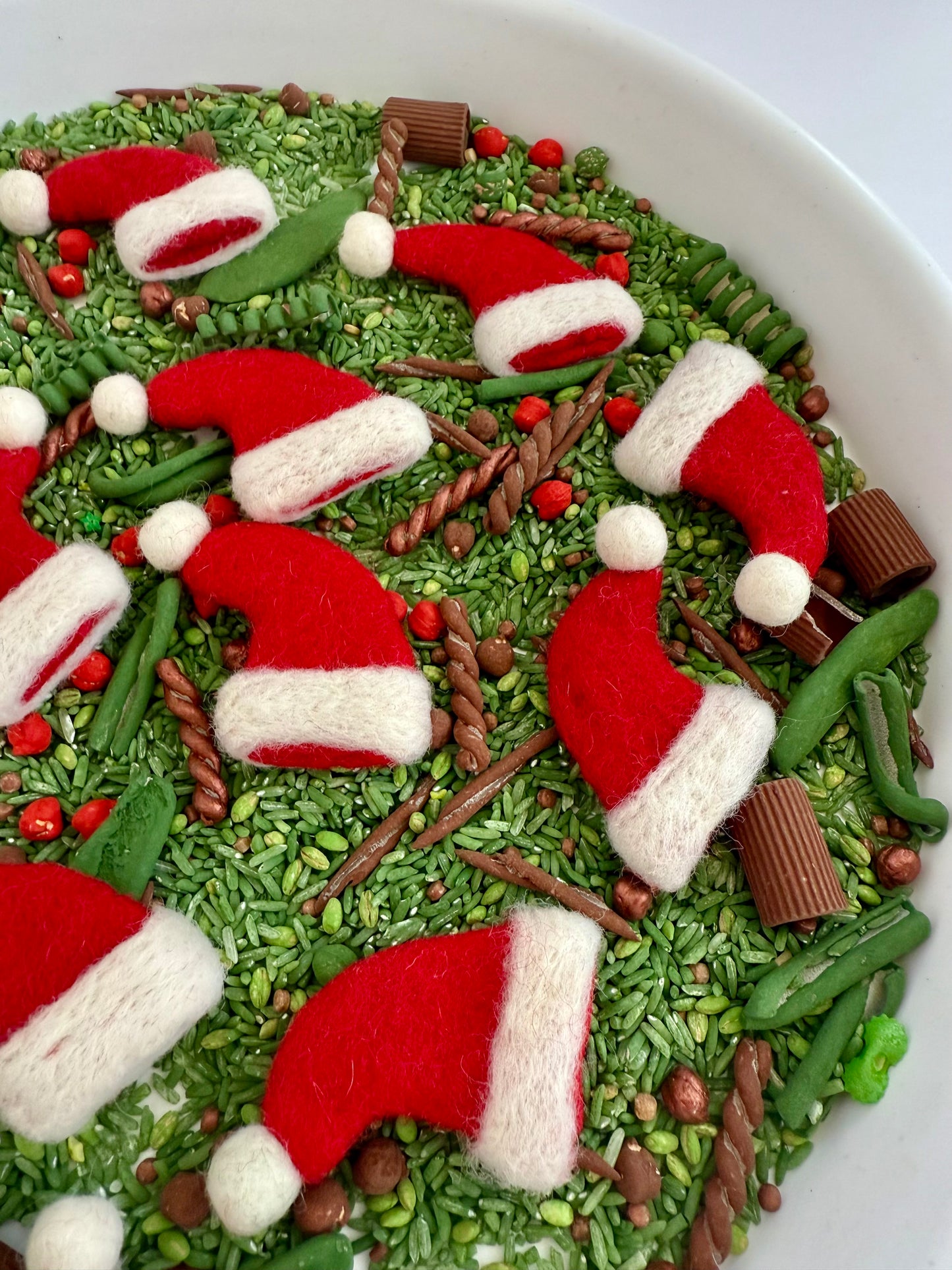 Felt mini Santas hats