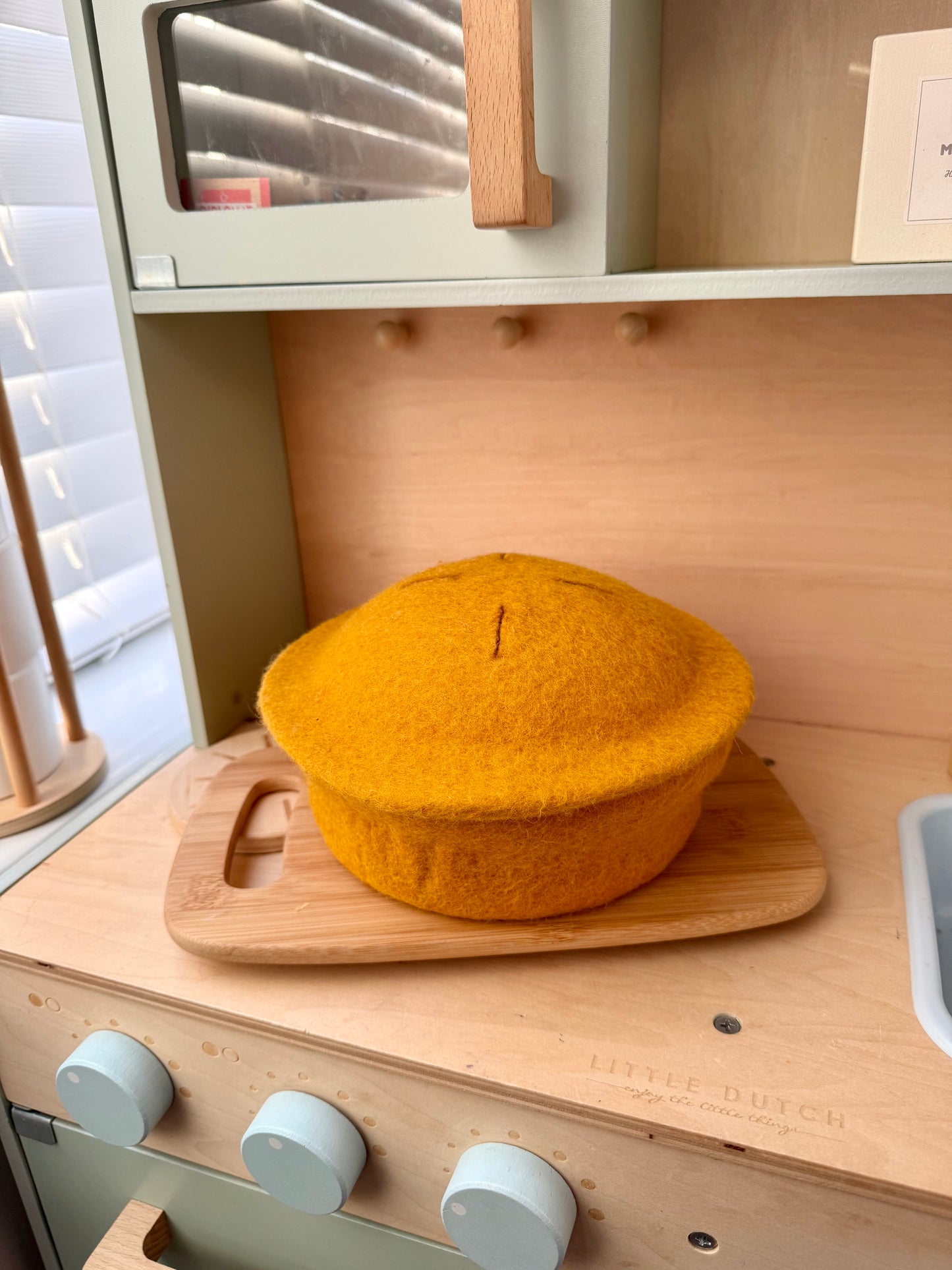 Felt Pie play set