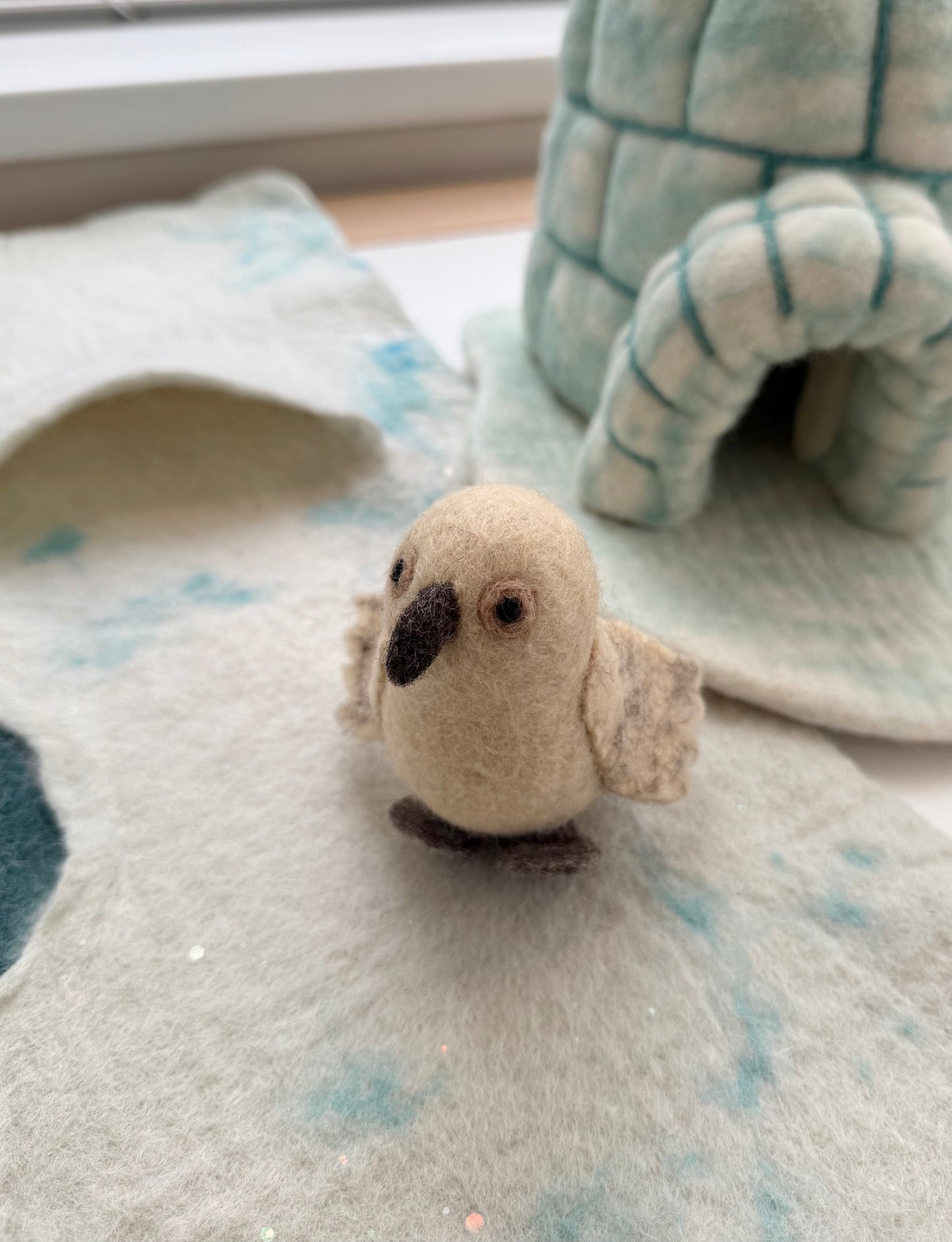 Felt snow Owl