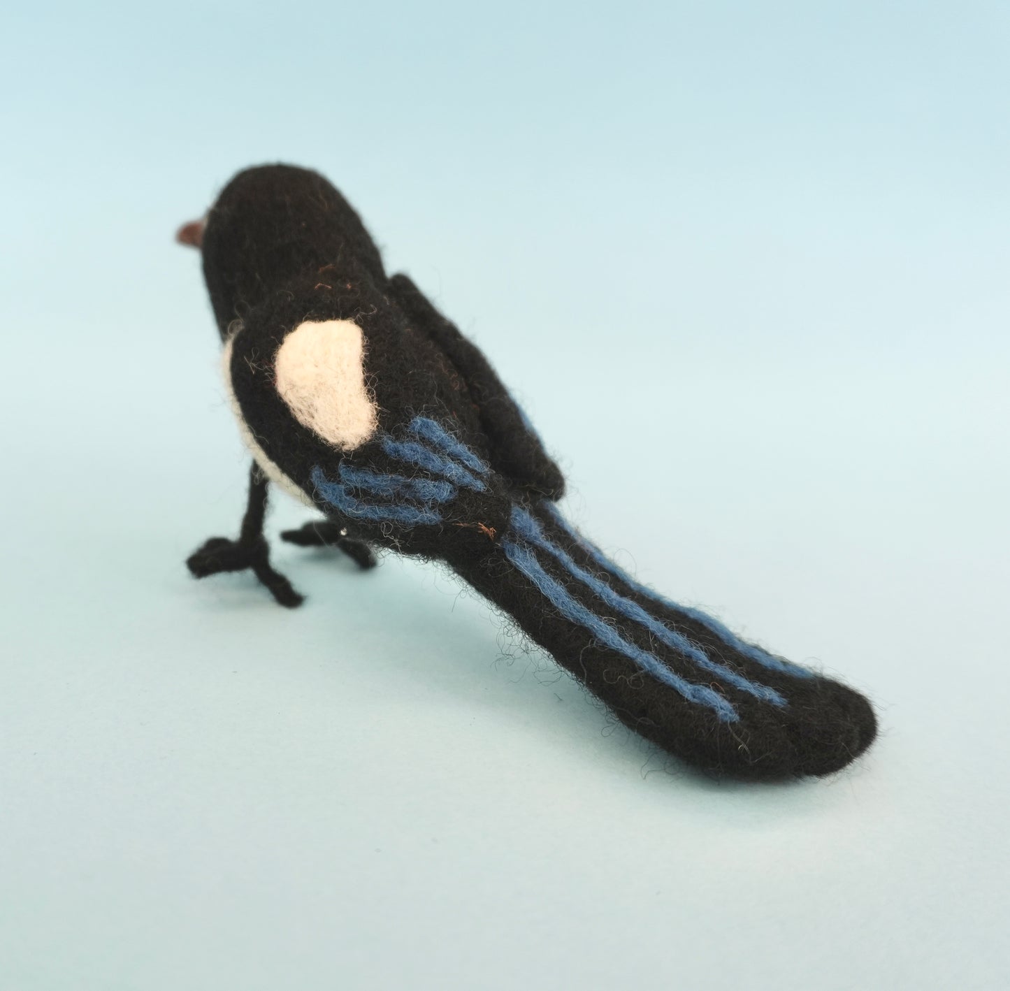 Felt Magpie