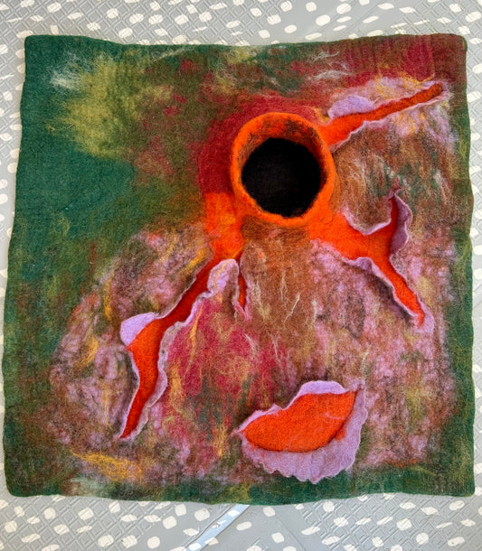 Felt volcano mat