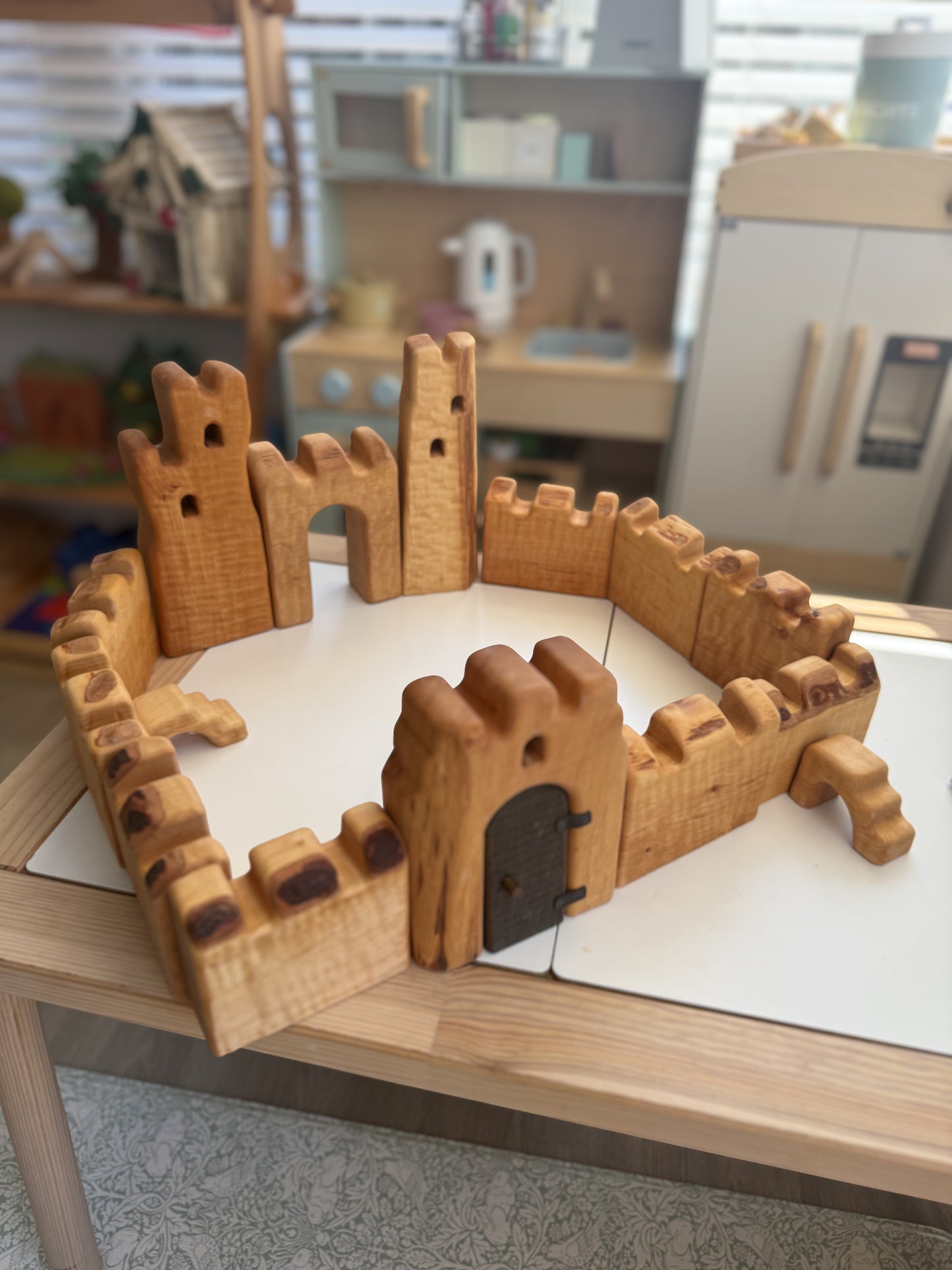 Bikeho wooden castle 15pc set