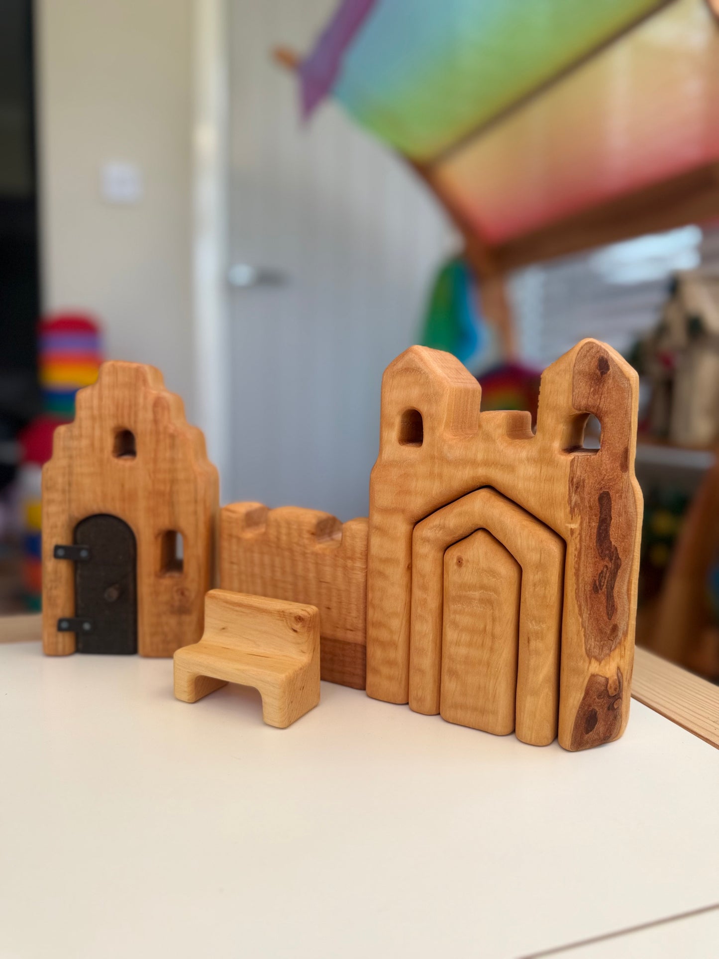 Bikeho Town wall with kings hall 4pc set