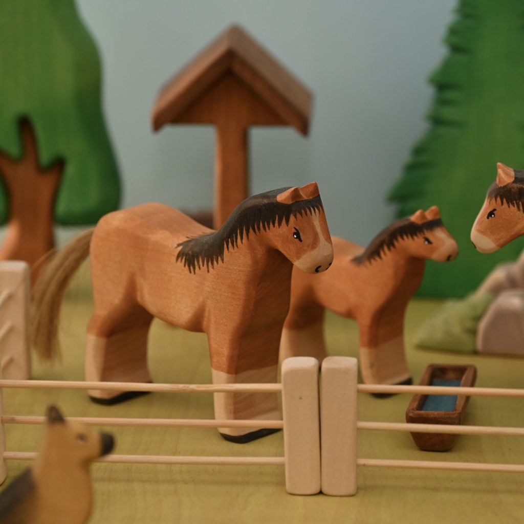 Brown horse