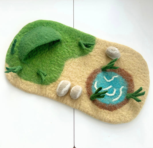 Felt safari mat