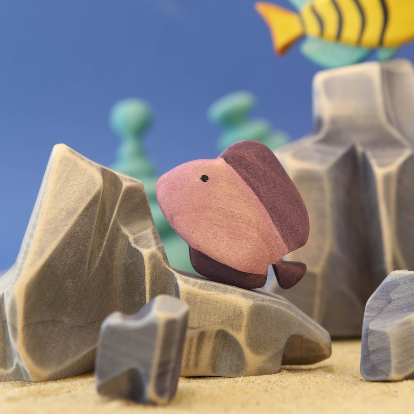 Wooden discus fish