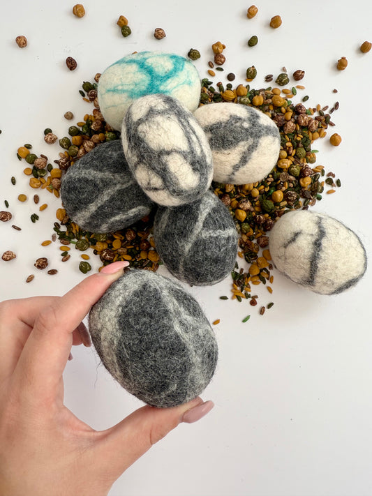 Felt rocks