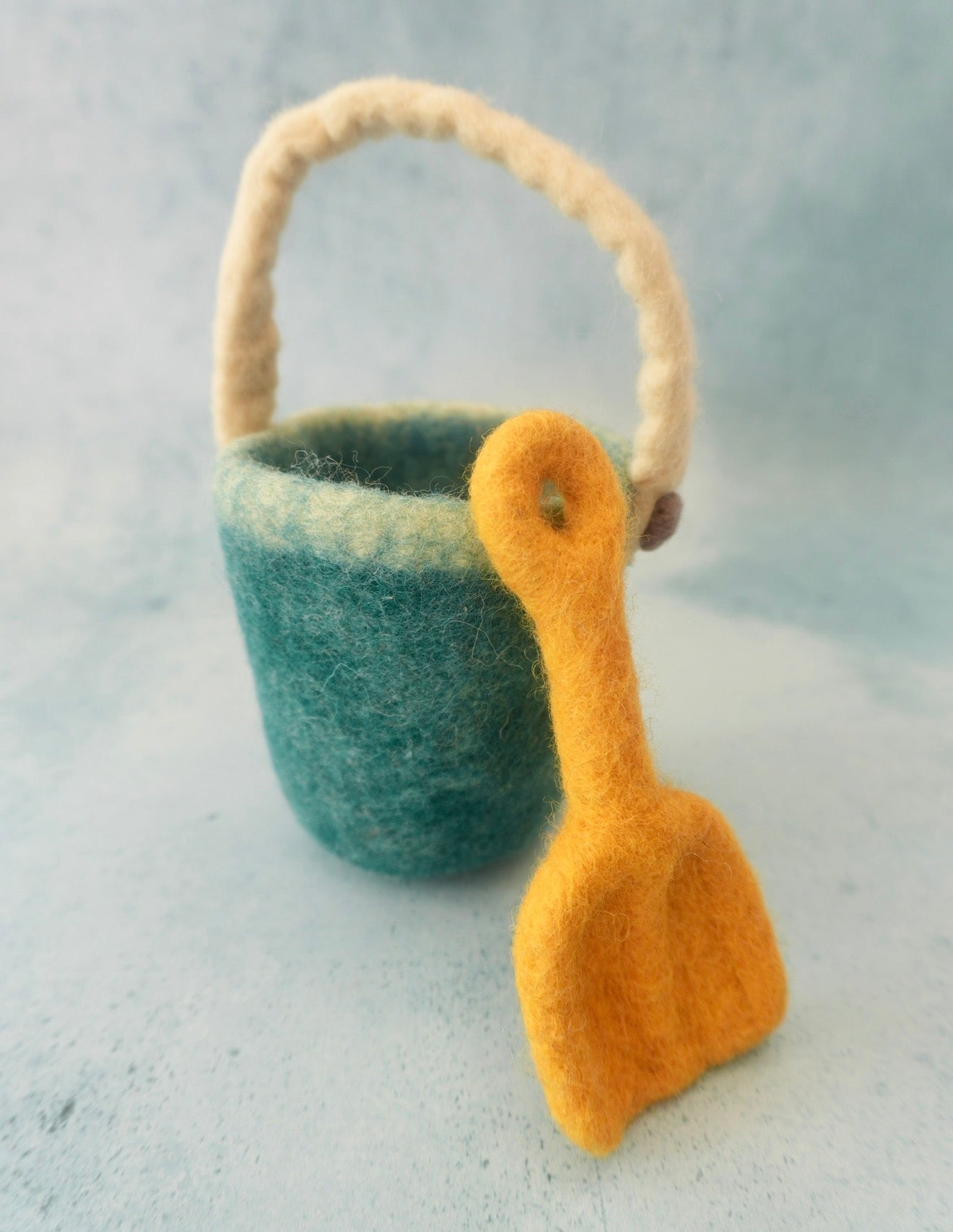 Felt bucket and spade