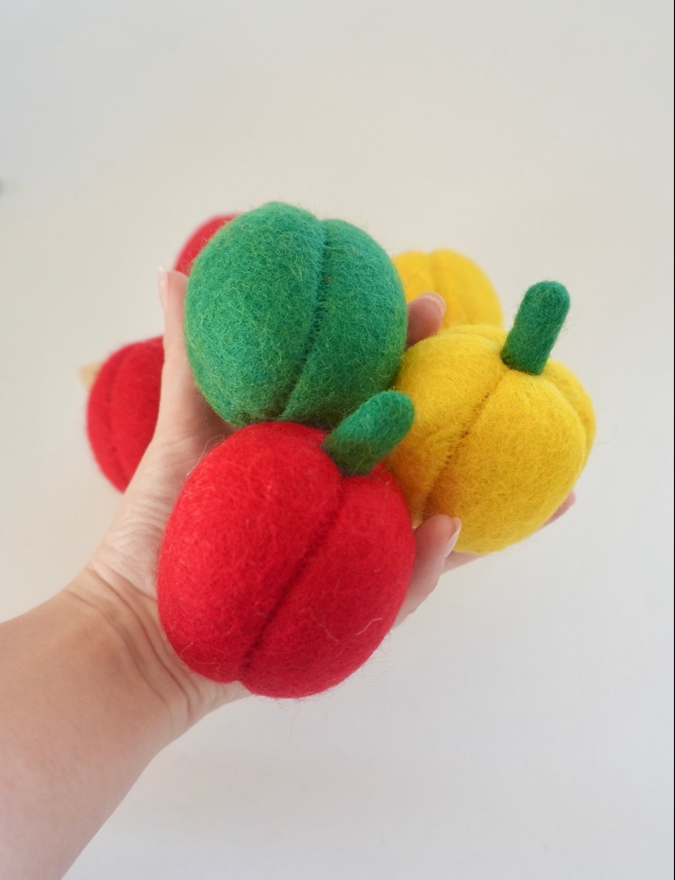Felt Peppers set of 3