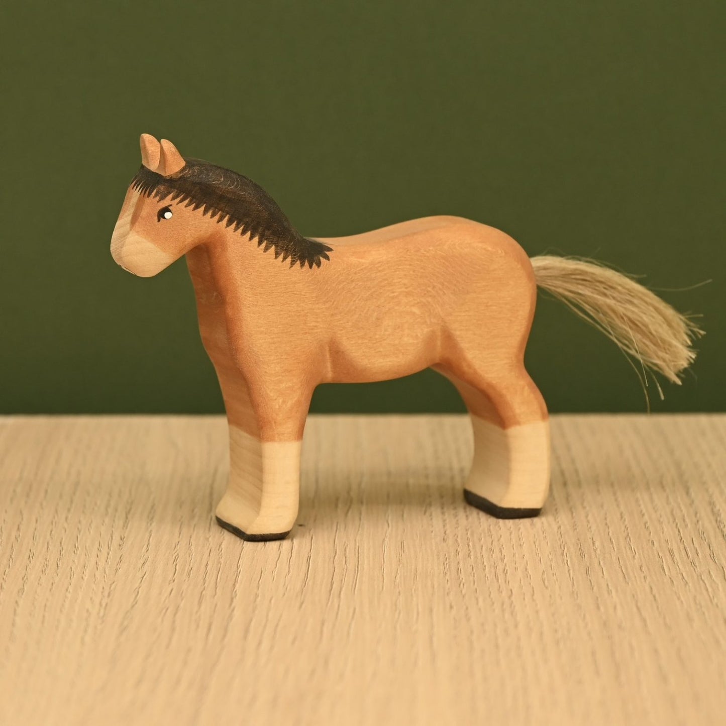Brown horse