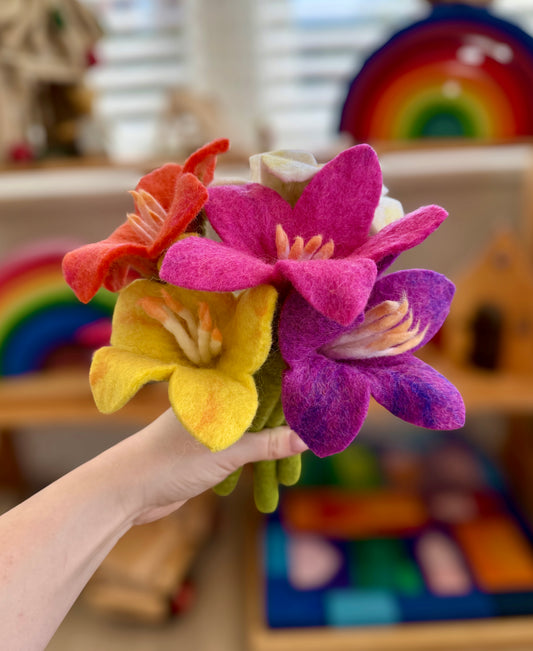 Felt bunch of flowers